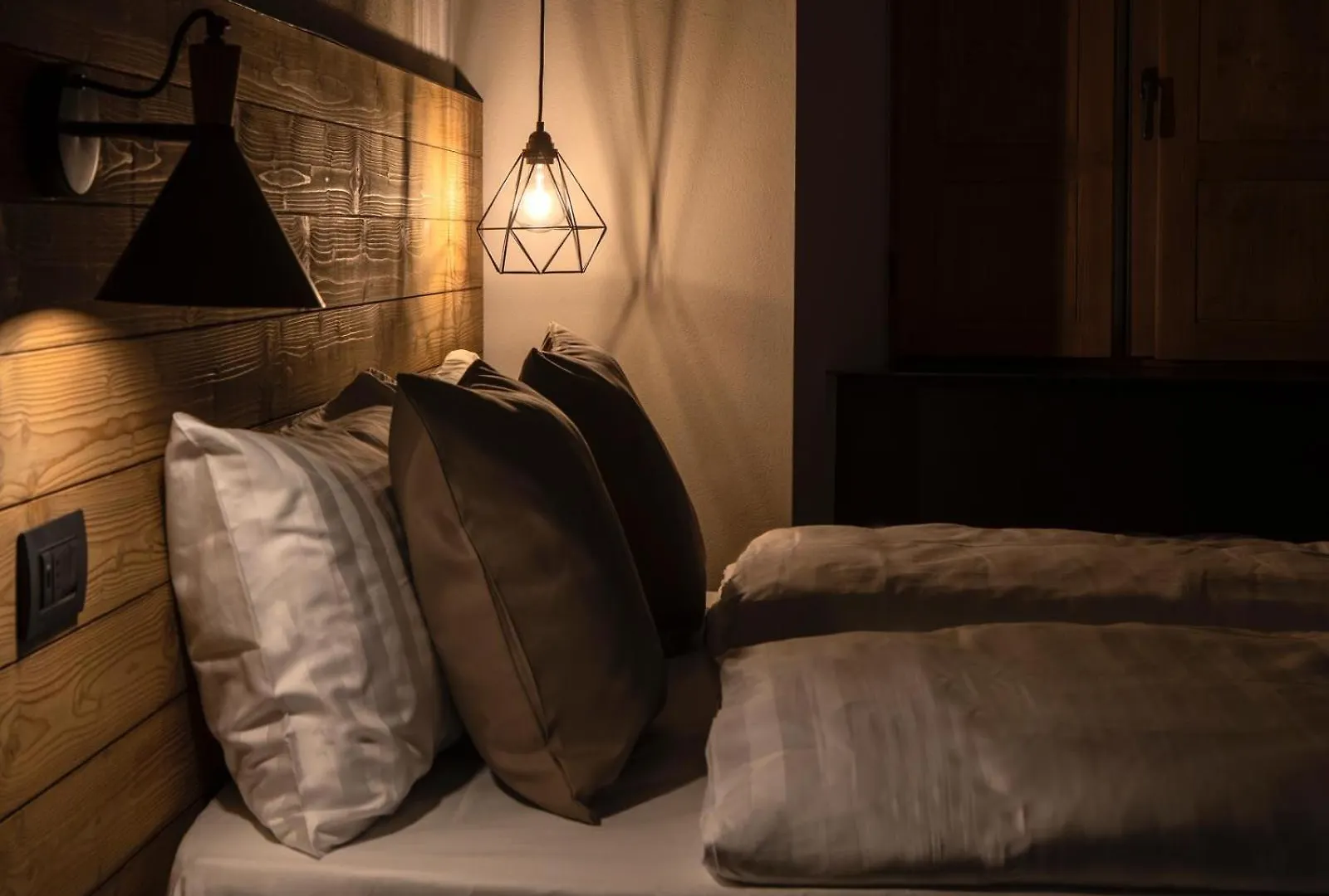 Casa Pasini-Foresteria Piuro Bed & Breakfast