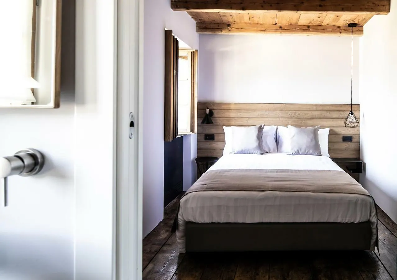 Casa Pasini-Foresteria Piuro Bed & Breakfast